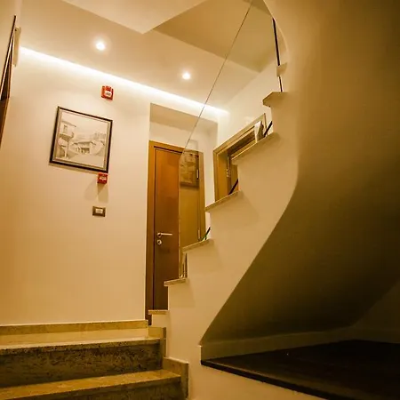 Center Hotel 4*