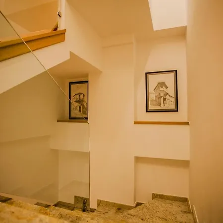 Hotel Center 4*